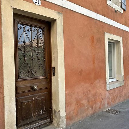 Studio Centre Ville La Toscane L'Isle-sur-la-Sorgue Exterior photo